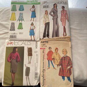 Lot of 4 sewing patterns - small sizes